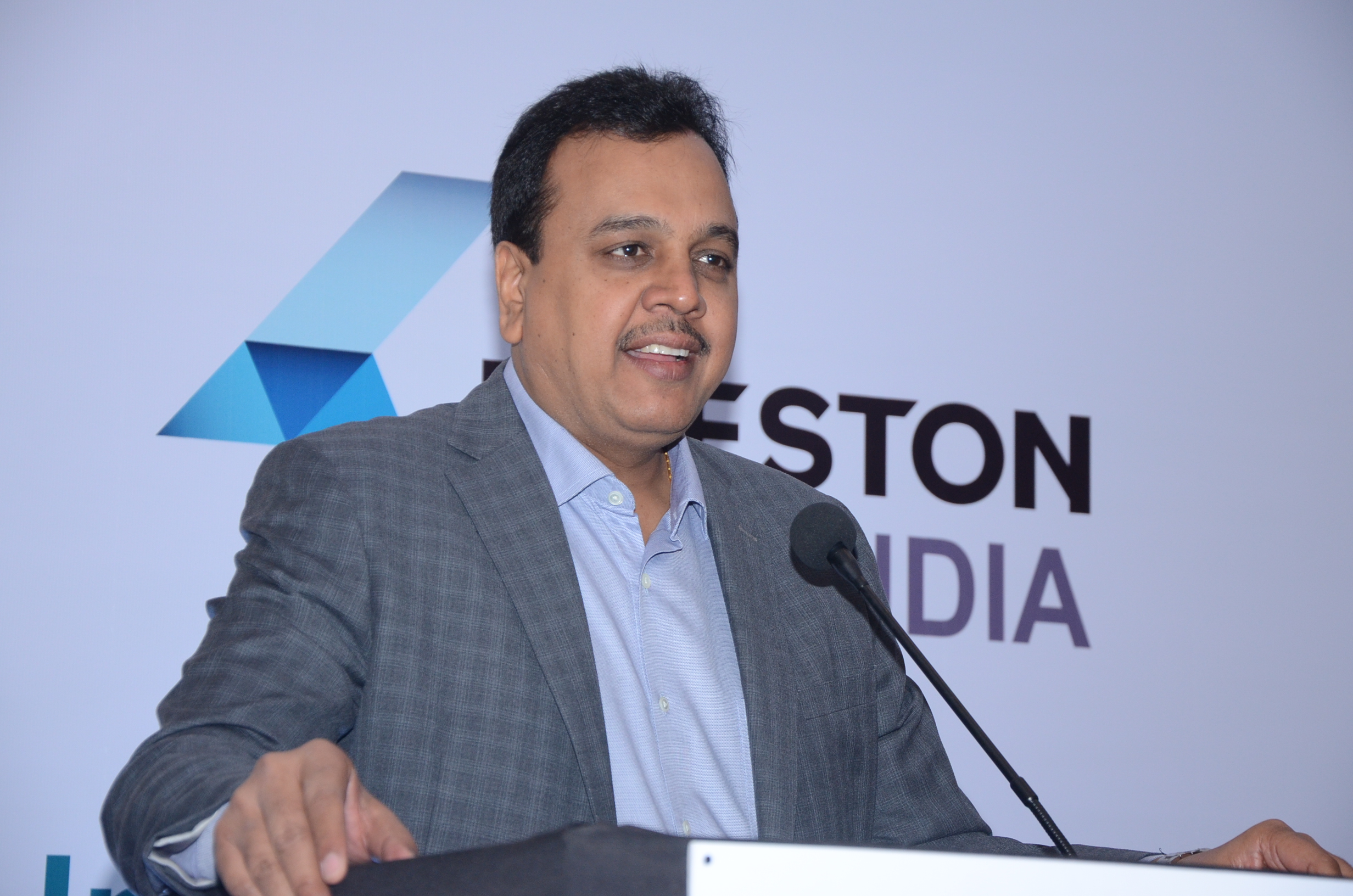 Kreston SG Gallery